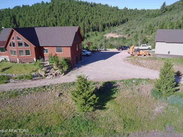 1041 Harmony Creek Dr, Afton, WY 83110