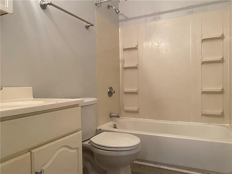 1207 W North Ave #101 — Photo 13