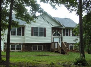 4051 Diamond Hill Rd, Moneta, VA 24121
