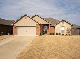 2006 Sitka Ln, Barling, AR 72923