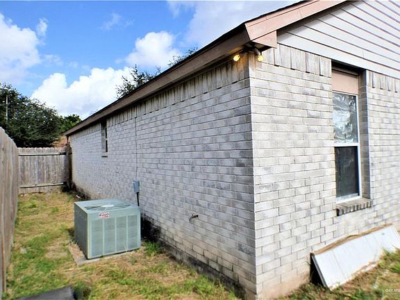 3rd image of 2716 N 39th St