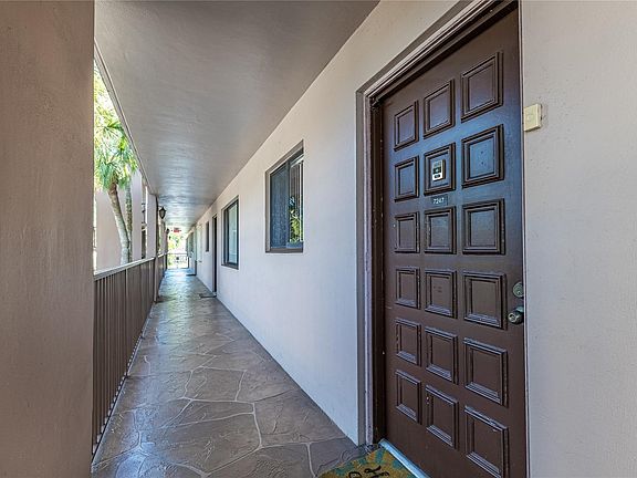 5th image of 7247 Ashmont Circle #7247