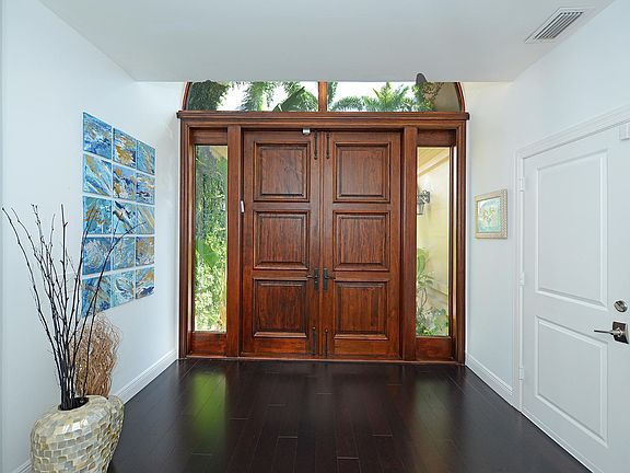 Home For Sale In Boca Grove