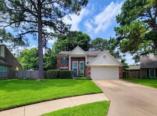 7771 Springville Dr, Houston, TX 77095