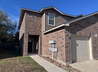 8711 8th St, Converse, TX 78109