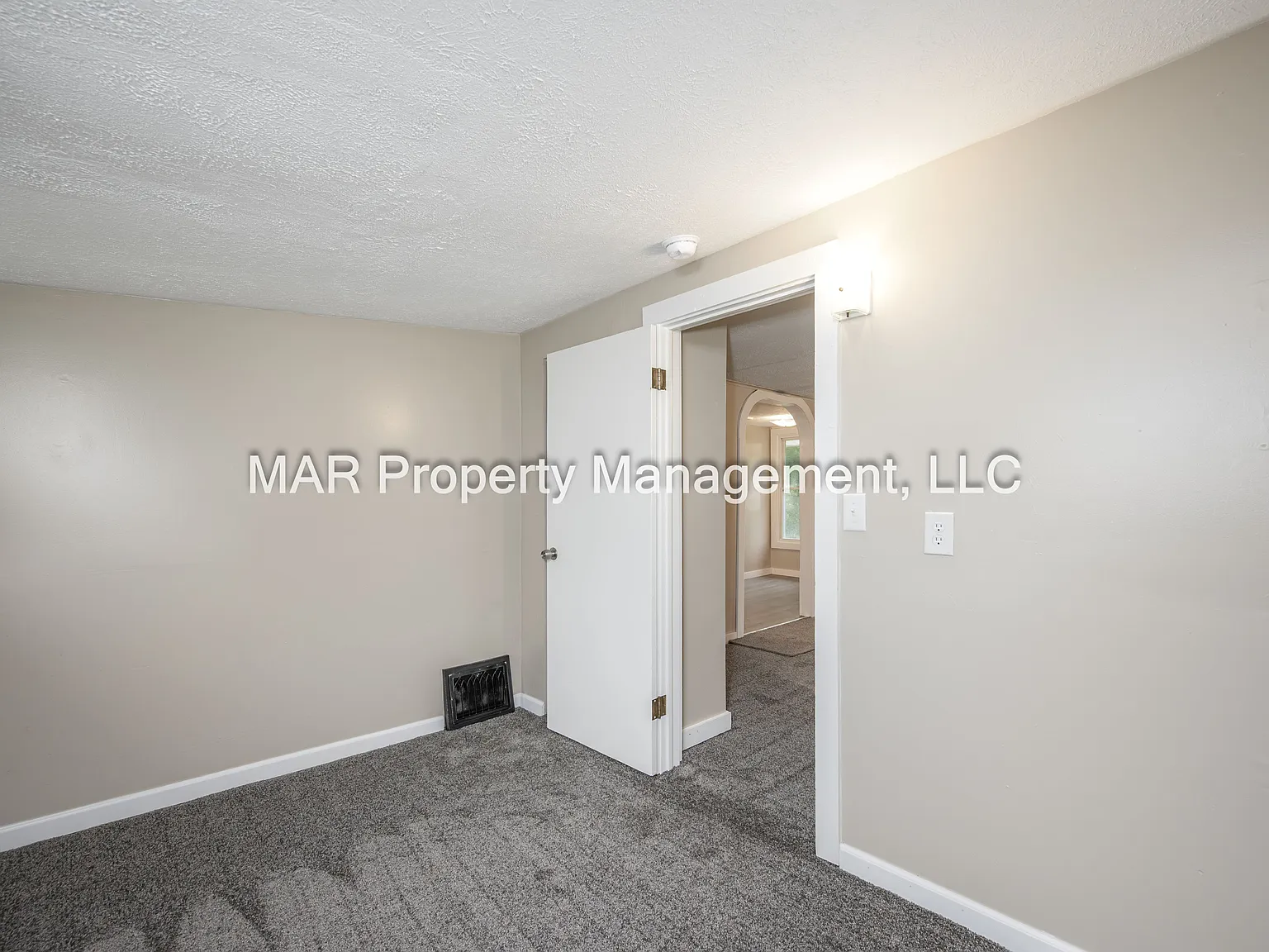 2 bed, 752 sqft, $1,200 — Photo 4