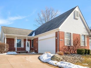 1390 Luxington Dr, Lapeer, MI 48446