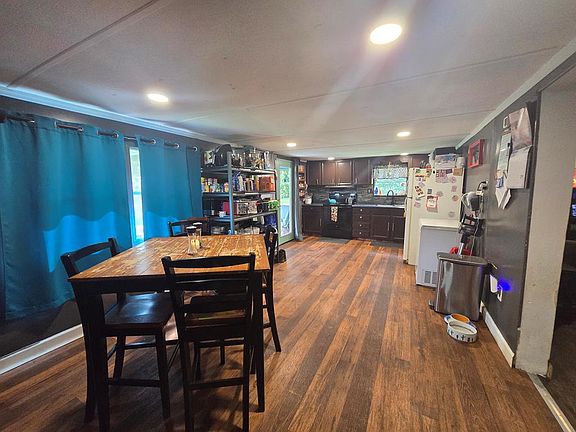 2nd image of 4807 Radium Springs Rd