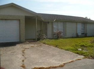 7102 Cove Hills Ct, Tampa, FL 33615