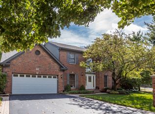 125 Briargate Rd, Cary, IL 60013