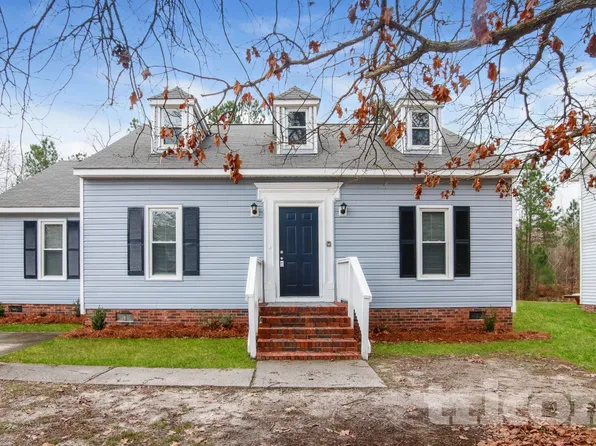 709 Quail Hills Dr, Hopkins, SC 29061
