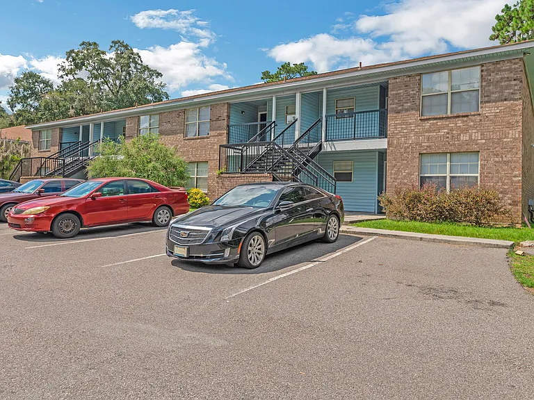 Royal Dutch Villas Apartments — Photo 10