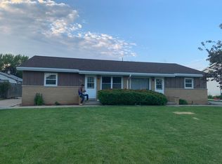 1080 Holly Ct, Neenah, WI 54956