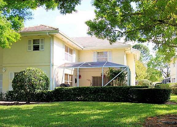 3rd image of 2845 SW Lakemont Pl