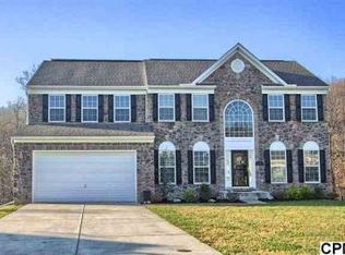 711 Myrtle Ct, New Cumberland, PA 17070