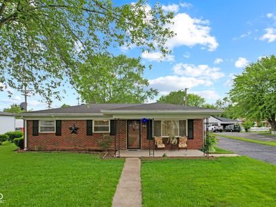 30 N Depot St, New Palestine, IN, 46163