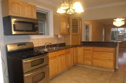 4th image of 4316 N Mason Ave