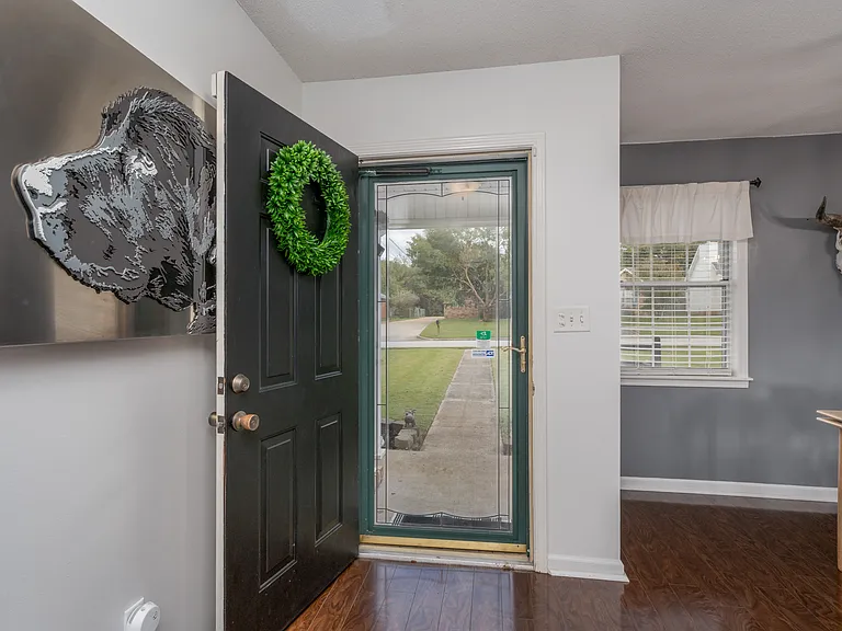 4153 Cypress St — Photo 2