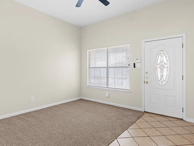 3411 Avoca Dr — Photo 7