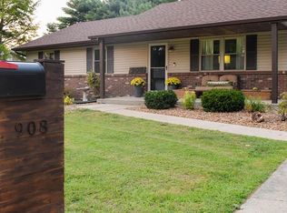 908 Harvestyme Ln, Troy, IL 62294