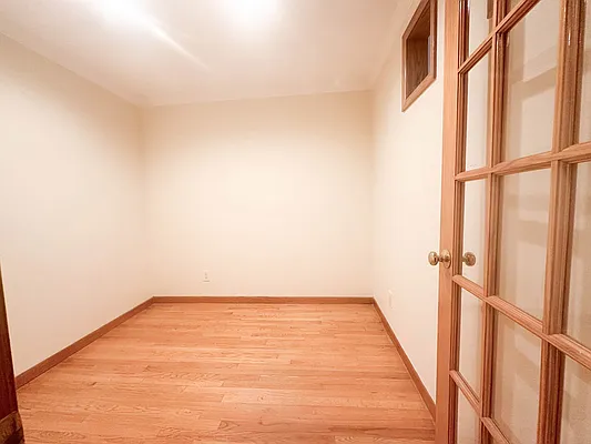 Rented by Ulas Real Estates Inc | media 4