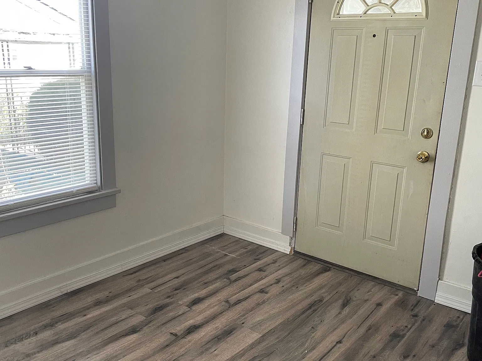 2 bed, 896 sqft, $1,000 — Photo 4