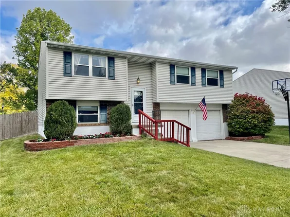 800 Nordhoff Farm Dr, Englewood, OH 45322