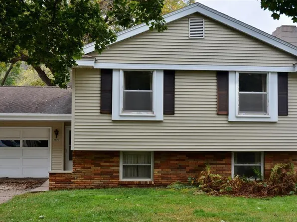 1775 Gilmore Ave, Winona, MN 55987