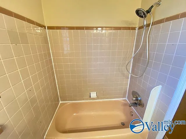 6008 Ellington Rd NW — Photo 45