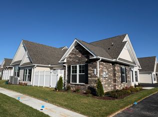 203 Oxford Ave, Smithfield, VA 23430