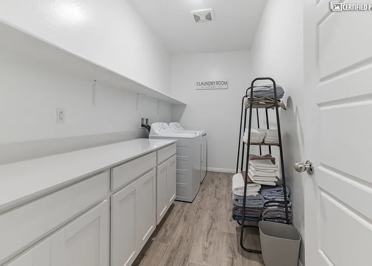 1602 Dakota Group Ave — Photo 12