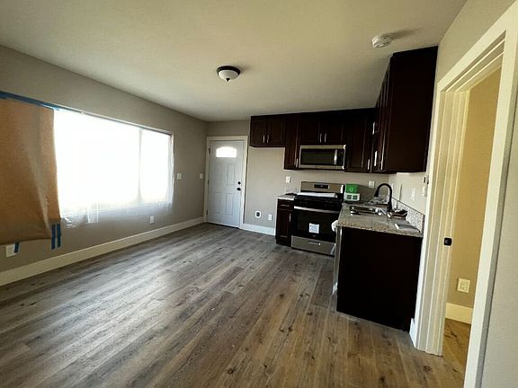 4th image of 543 W 88th St APT 4