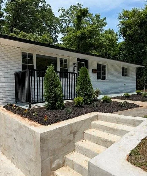 2062 K Court Ave — Photo 6