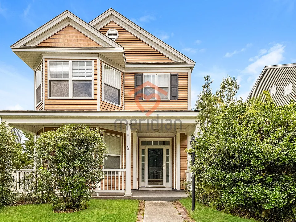 131 Red Leaf Blvd