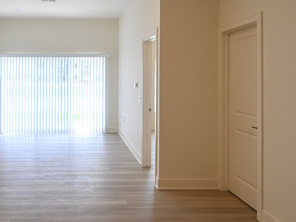 25245 Golden Way Dr Unit 107, photo 18