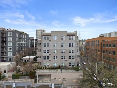 4343 Roosevelt Way NE #203, Seattle, WA, 98105