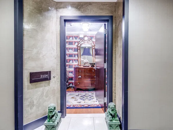 5909 Luther Ln APT 2104, Dallas, TX 75225