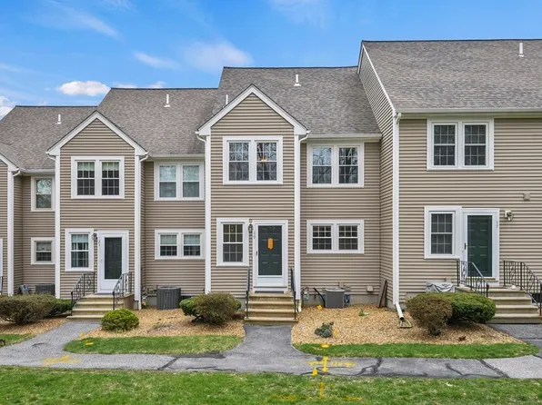 19 Hovey Pond Dr, North Grafton, MA 01536