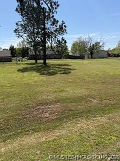2nd image of 5 E 35th Pl S