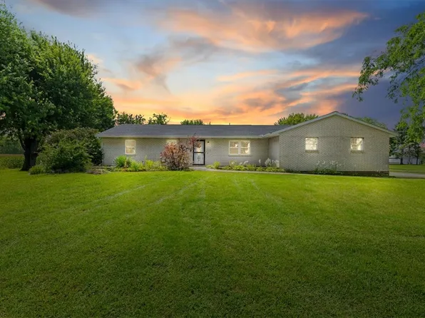 8161 Milton Carlisle Rd, New Carlisle, OH 45344