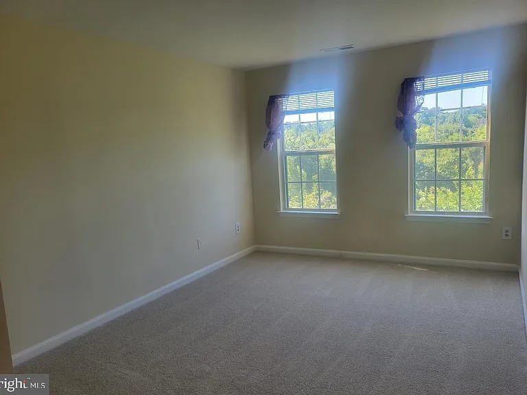 8813 Stoneridge Cir #202 — Photo 8