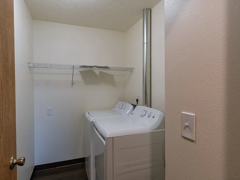 Fargo, ND Westwood Apartments | Laundry