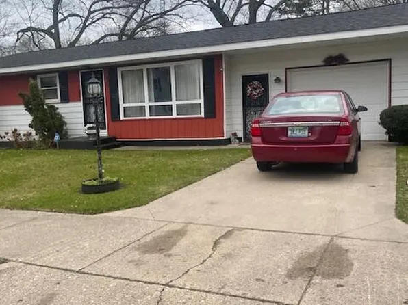 3033 Mona St, Muskegon Heights, MI 49444