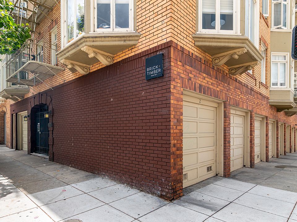 2nd image of 2975 Van Ness Ave #5117793