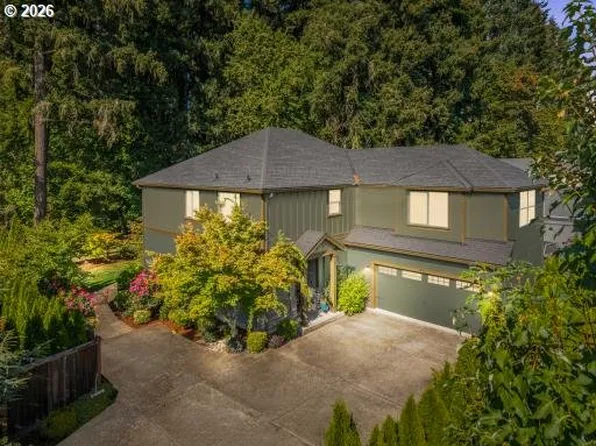 235 NW Milne St, Hillsboro, OR 97124