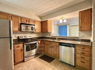 255 Red Jade Dr, Upper Marlboro, MD 20774