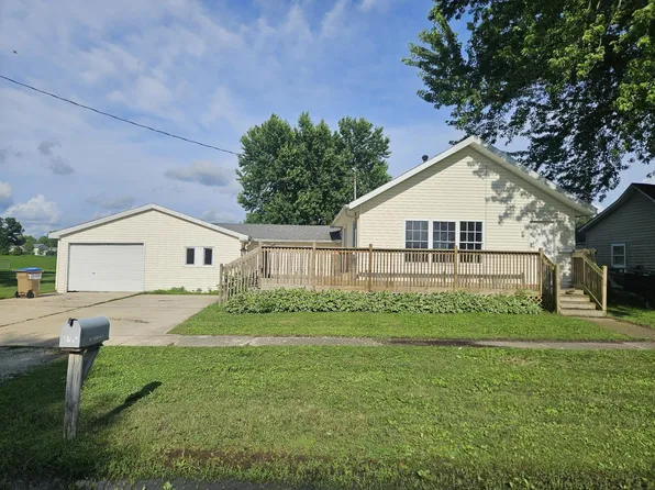 111 Monroe St N, Hazleton, IA 50641