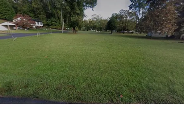 19 Hawkins Dr, Aquasco, MD 20608