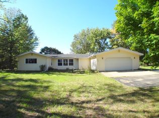 2525 Spruce Rd, Eaton Rapids, MI 48827