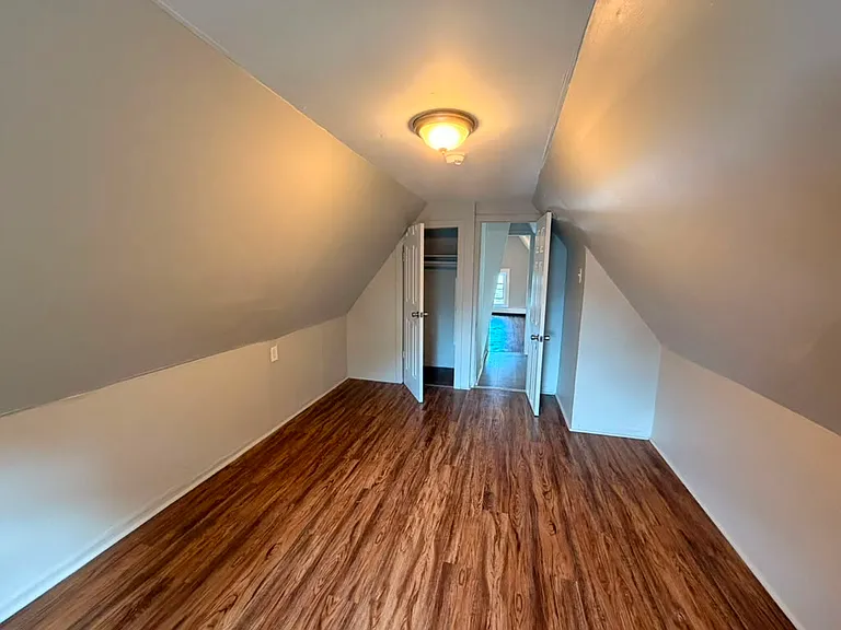 24 Shelter St #2A — Photo 3